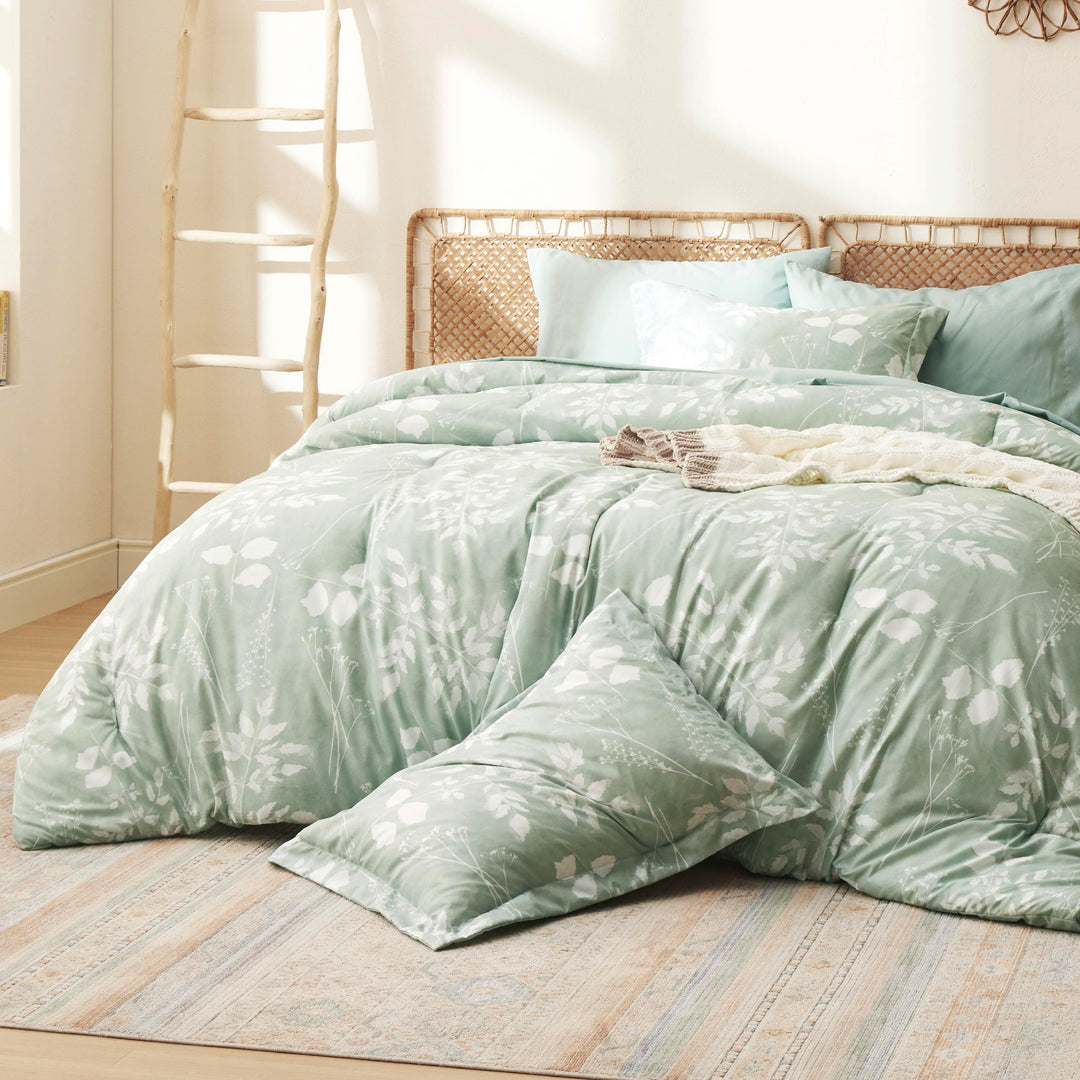 Bedsure Queen Comforter Set - 7 Pieces Sage Green Floral Bedding Sets Queen Bed in a Bag with Reversible Botanical Flowers Comforter, Sheets, Pillowcases & Shams Bedsure