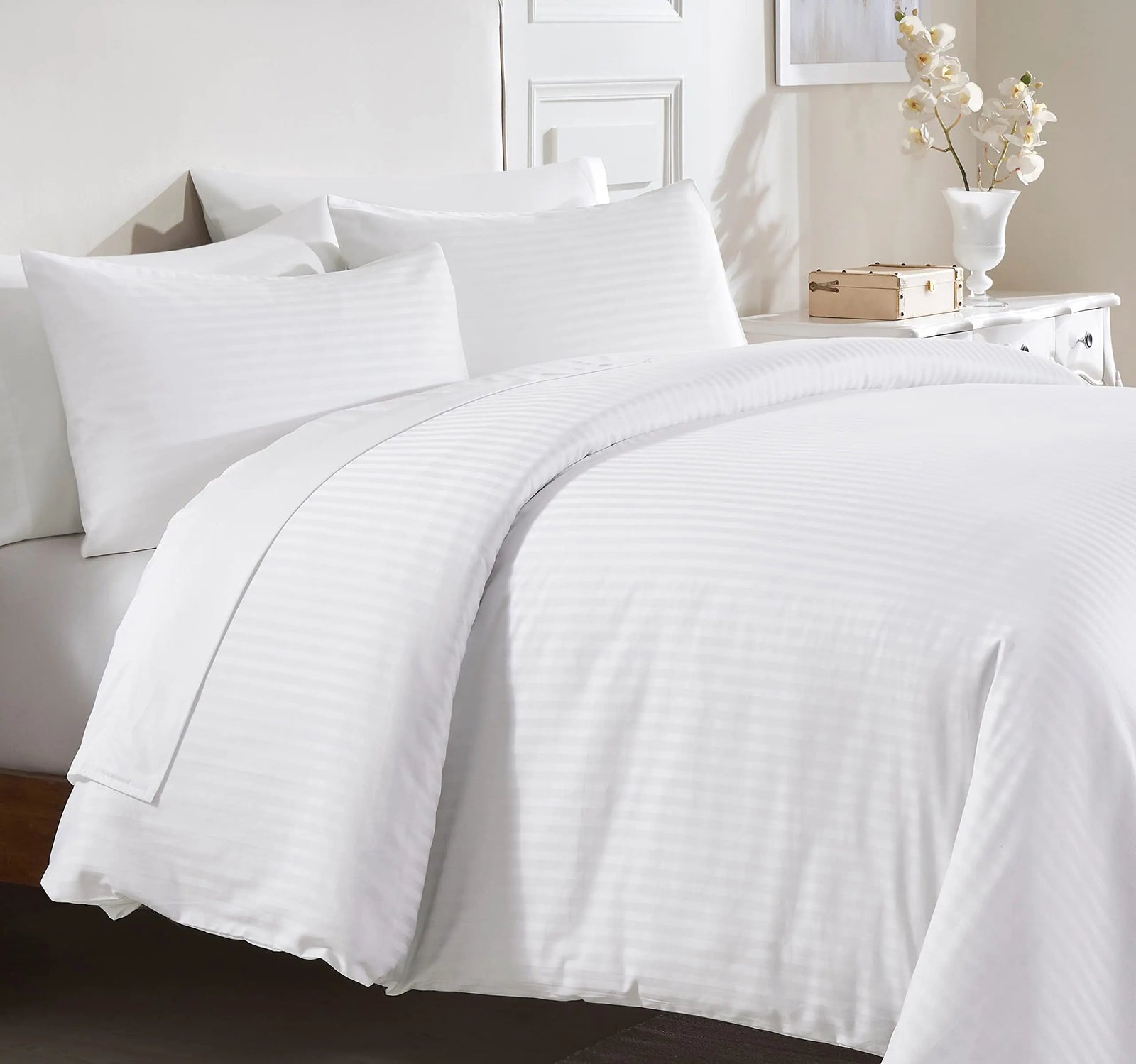 California Design Den Stripe Duvet Cover Queen Size, 400 Thread Count Sateen 100% Cotton Comforter Cover, 2 Pillow Shams, 3-Pc Bedding Set, Button Closure, Corner Ties (White Stripes, Queen) 