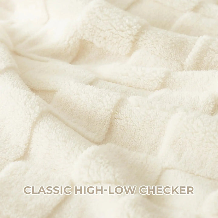 Cozy Bliss Fluffy Queen Size Comforter Set Ivory, Farmhouse Jacquard Checkered Sherpa Bed Set, Ultra Soft Thick Bedding Set for Winter, 3 Pieces, 1 Fuzzy Comforter & 2 Pillow Shams 