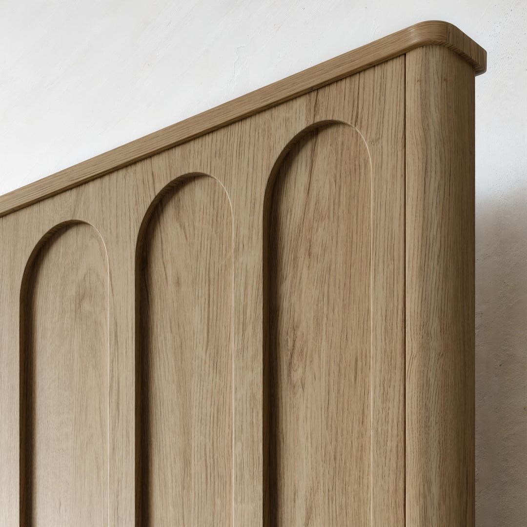 Evermagin Arched Queen Bedframe with Headboard &amp; Storage Bench, Natural Oak 