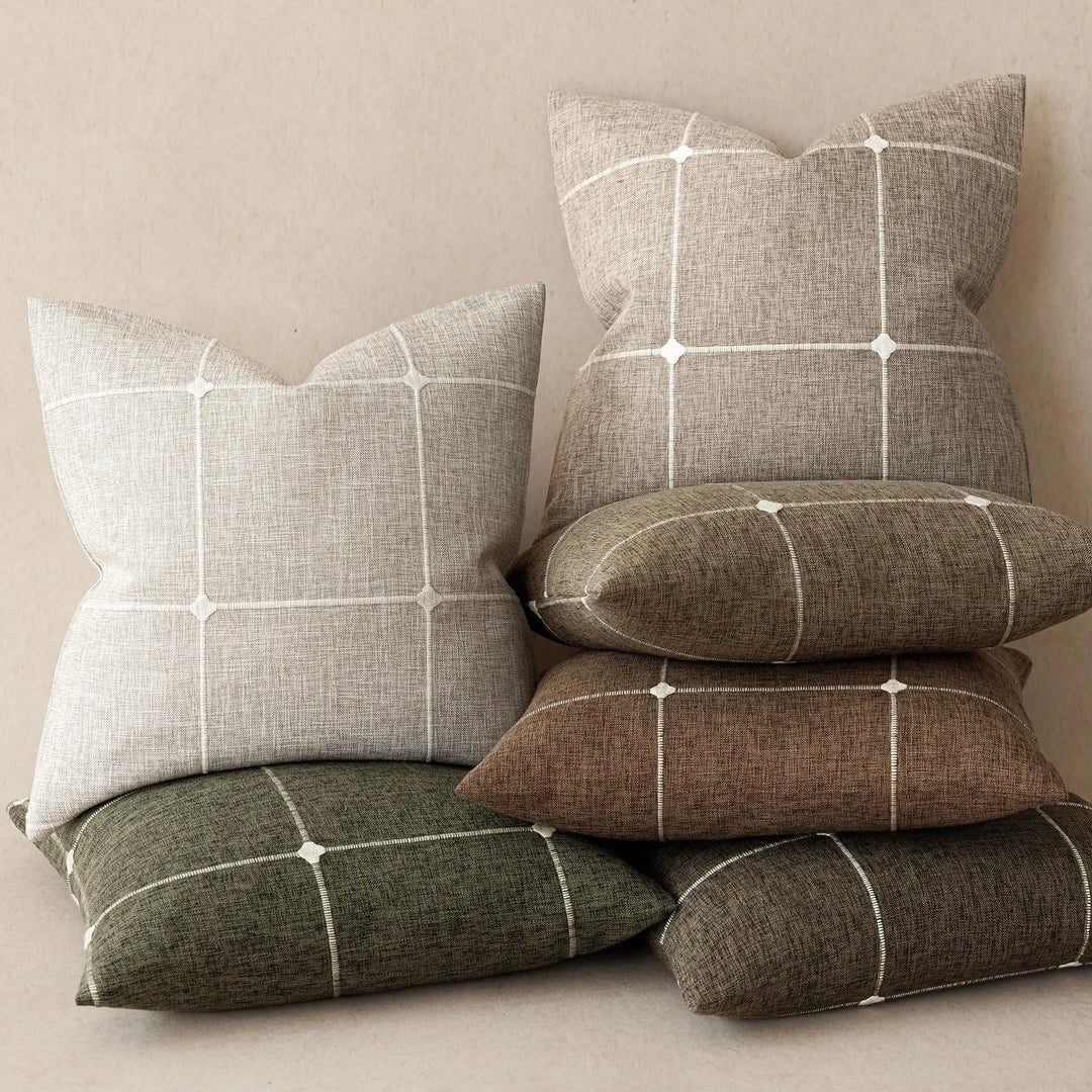 Foindtower Pack of 2 Faux Linen Jacquard Check Throw Pillow Covers, 18x18 Inch, Oatmeal