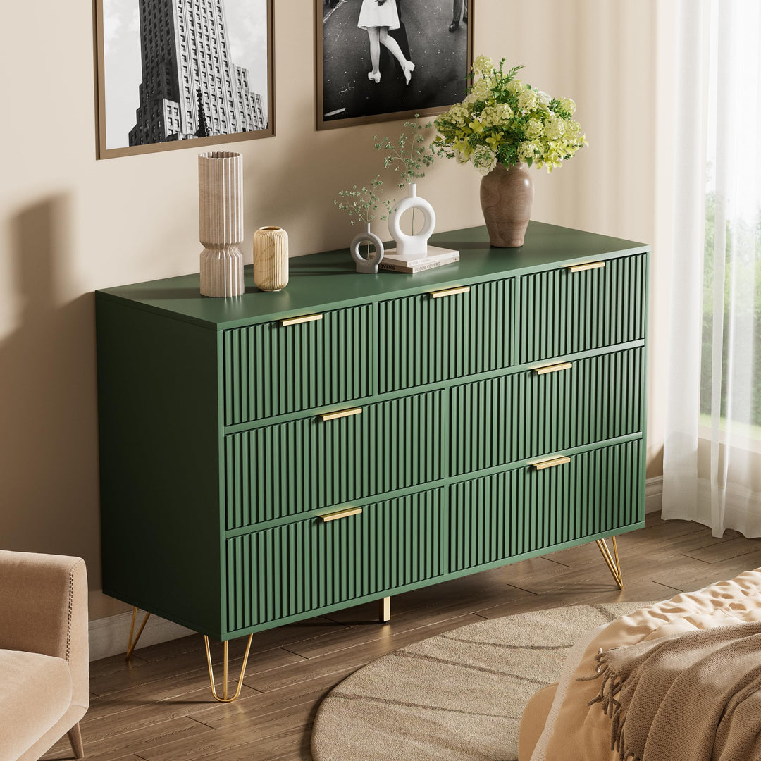 Furniway Dresser for Bedroom, Fluted Modern Dresser with Gold Pulls and 7 Drawers, 15.7" D x 47.2" W x 31.4" H, Green 
