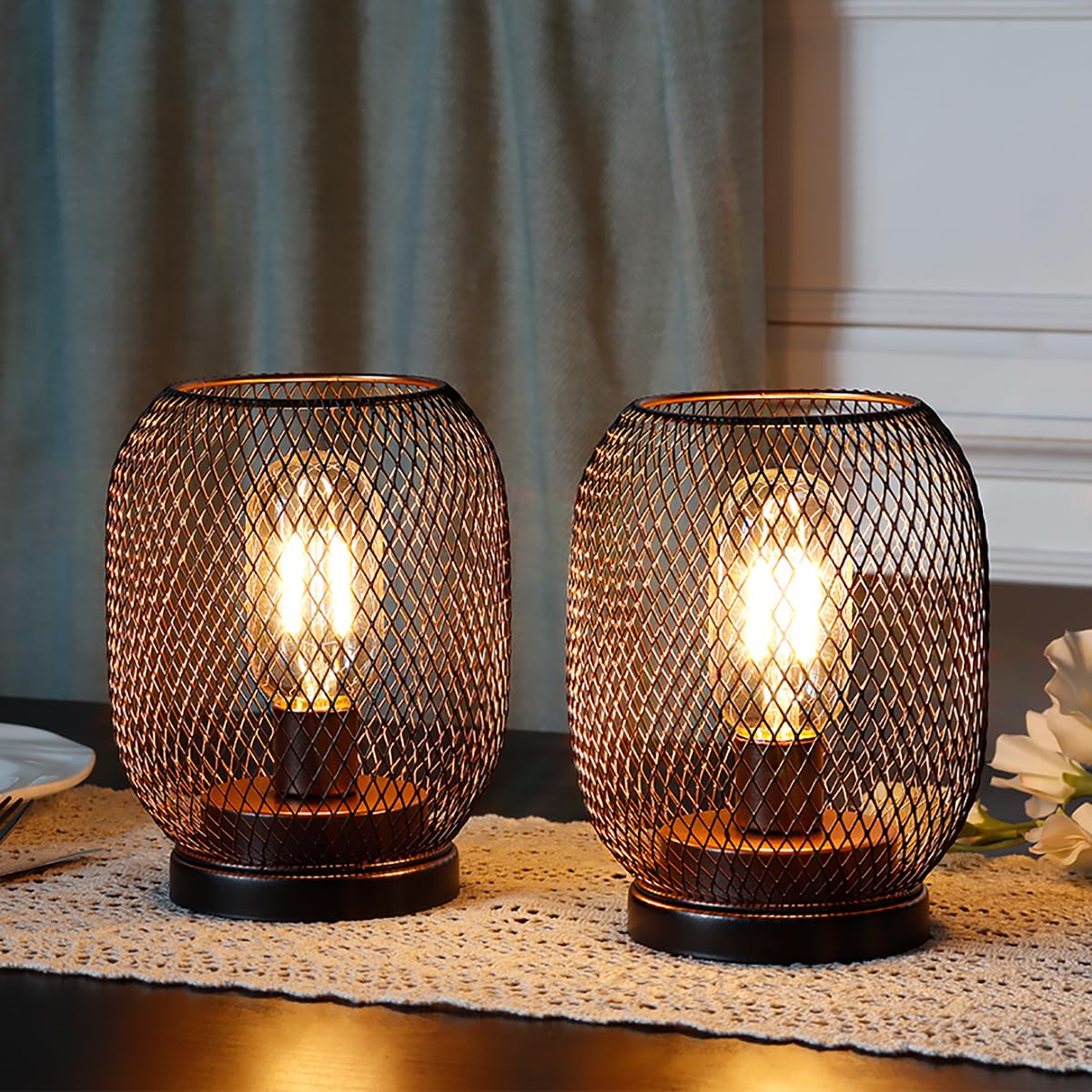 JHY DESIGN Set of 2 Metal Cage LED Lantern Battery Powered,Cordless Accent Light with LED.Great for Weddings,Parties,Patio,Events for Indoors Outdoors（Round Shape 