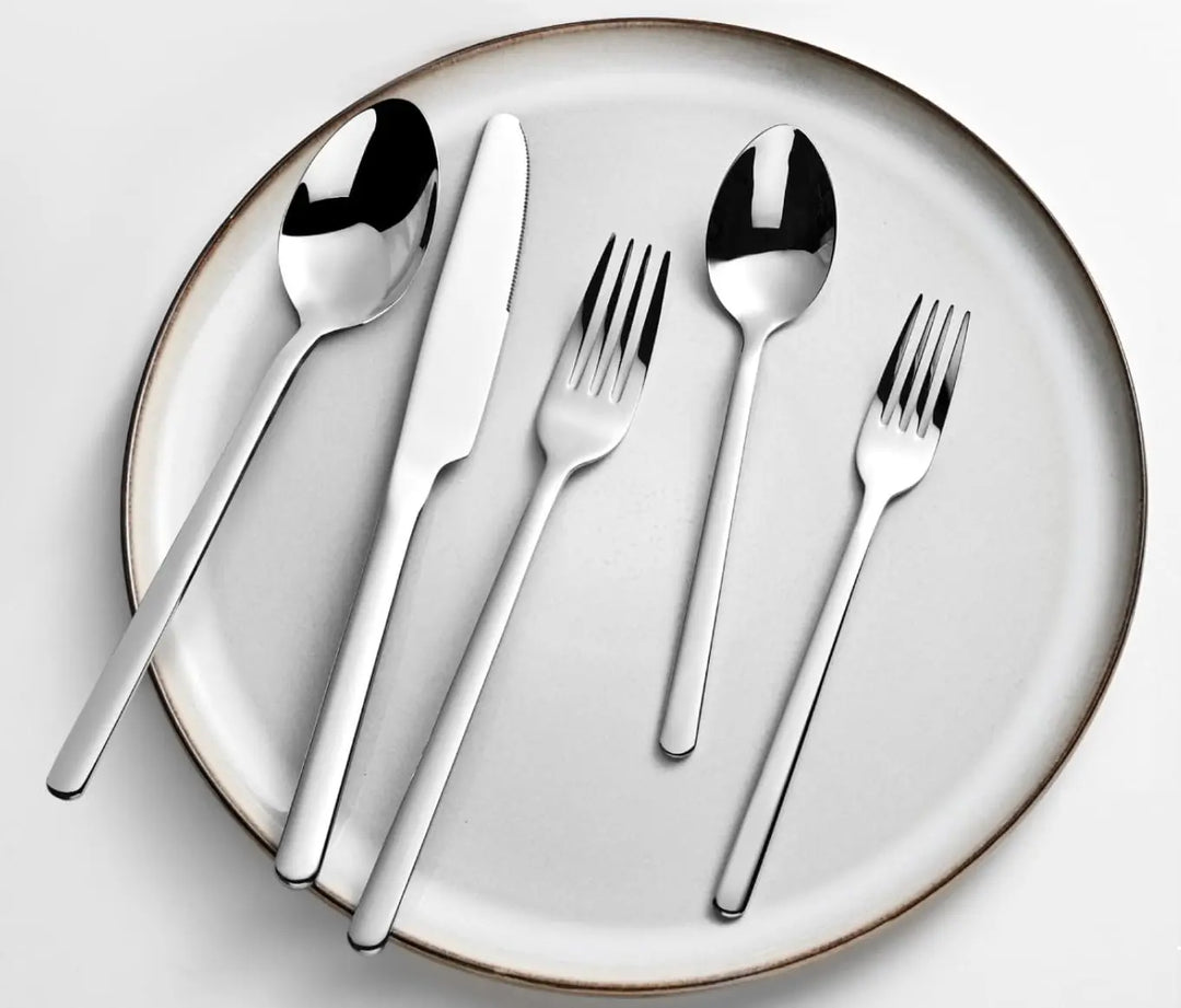 KINGSTONE 30 Pieces Silverware Set, Flatware Cutlery Set for 6