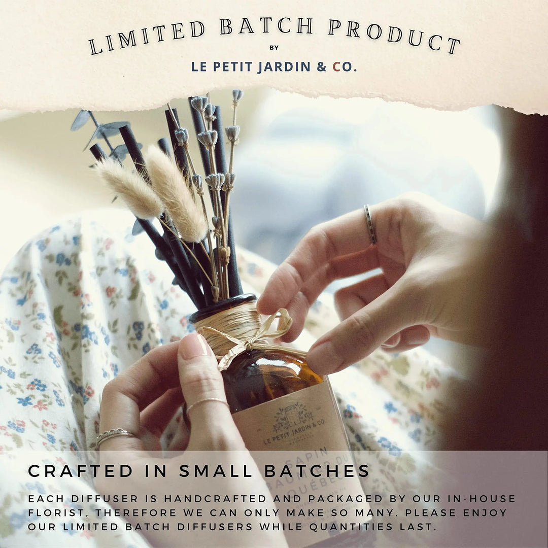 Le Petit Jardin & Co. Real Preserved Dried Flower Reed Diffuser Oil Scented Stick Fragrance Gift Set for Rustic Farmhouse Home Office Desk Bathroom Decor (Peach Moscato, Lavender & Eucalyptus) 