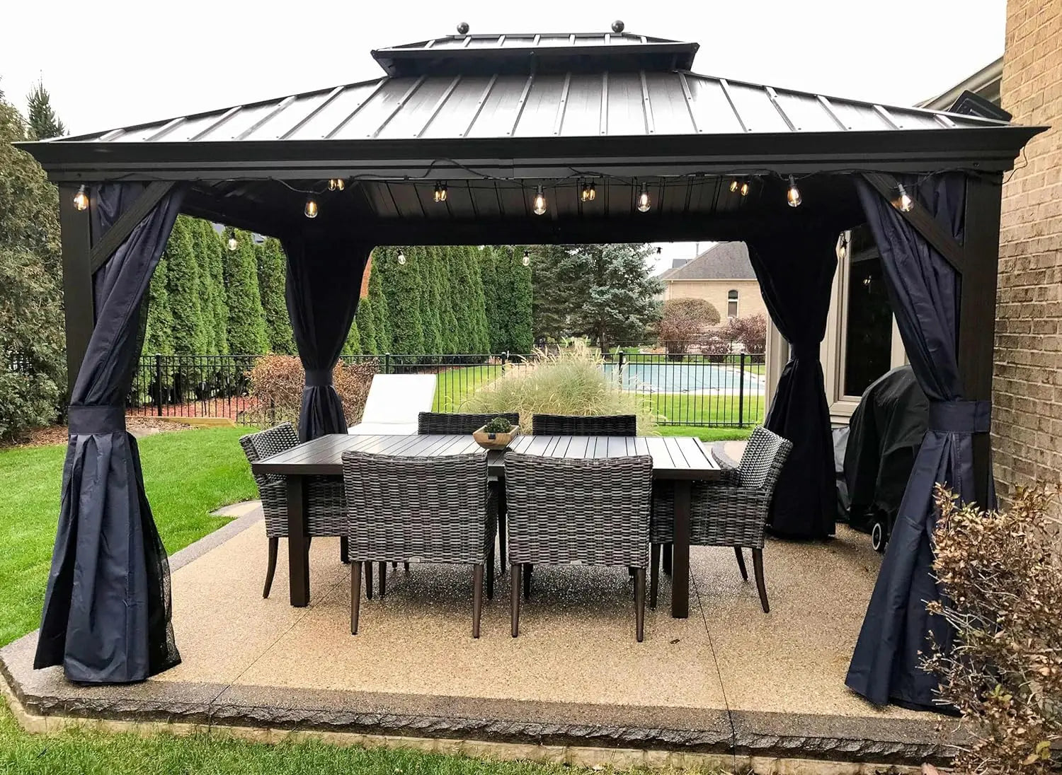 PURPLE LEAF Gazebo