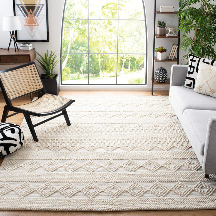 SAFAVIEH Natura Wool Area Rug 8&