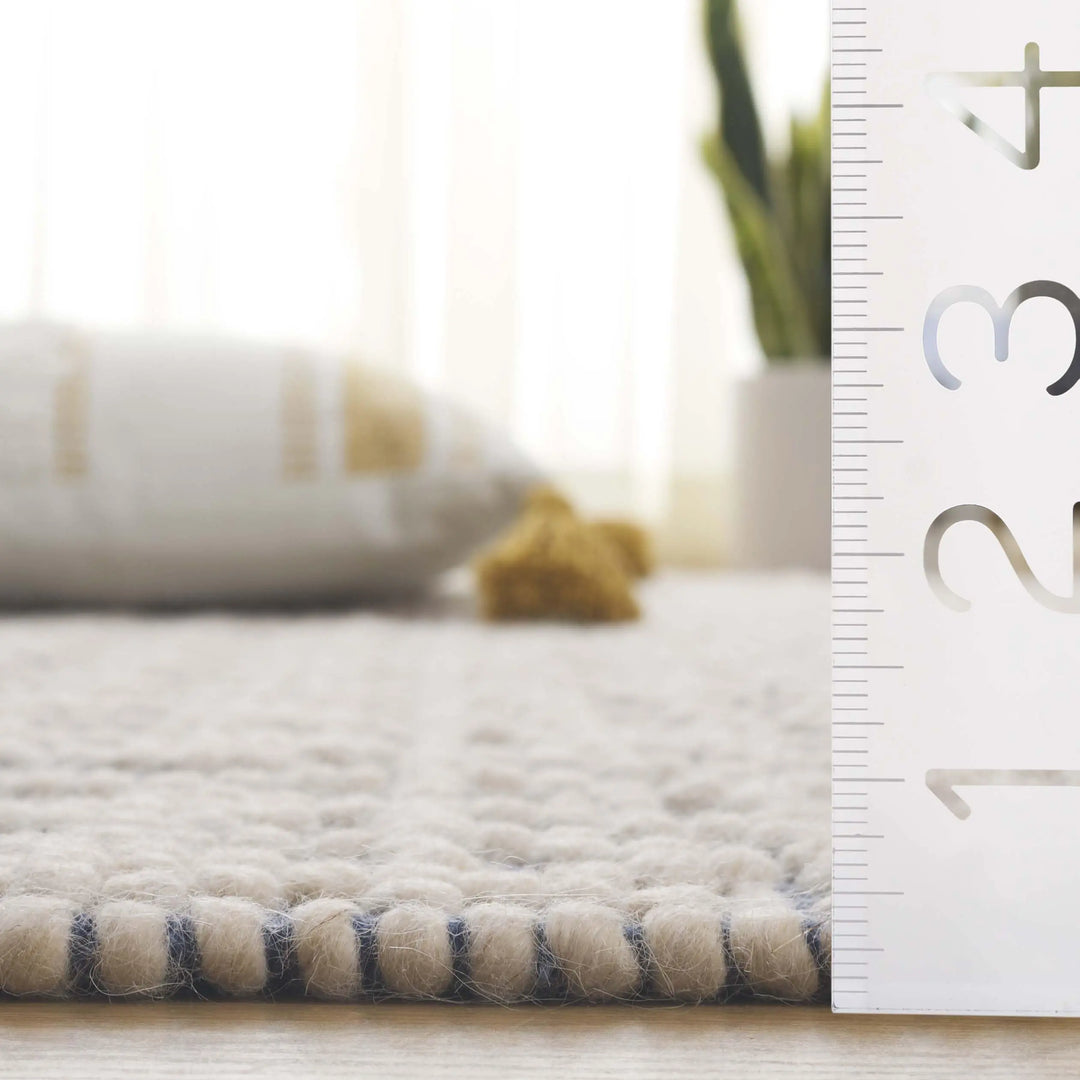 SAFAVIEH Natura Wool Area Rug 9&