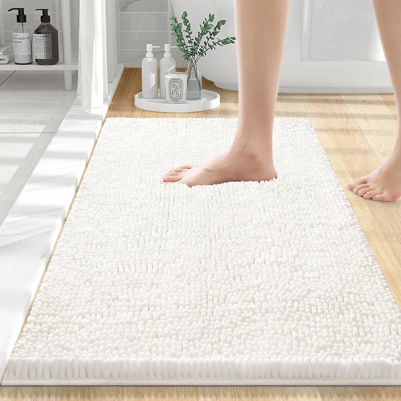 Smiry Luxury Chenille Bath Rug 24''x16'', Extra Soft and Absorbent Shaggy Bathroom Mat Rugs, Machine Washable, Non-Slip Plush Carpet Runner for Tub, Shower, and Bath Room, Ivory 
