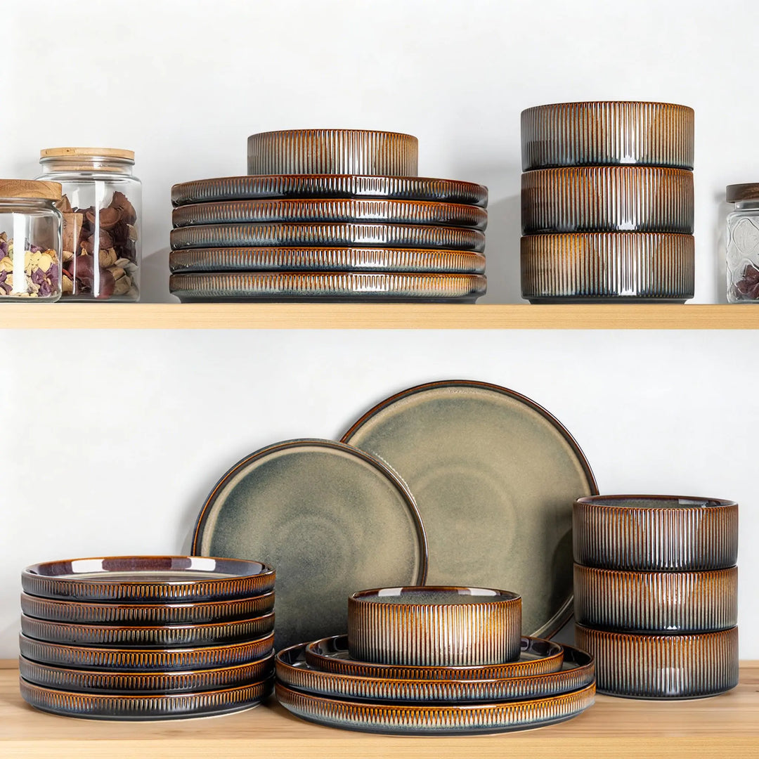 TheTerra Ceramic Dinnerware Set for 4, 12-Piece Plates and Bowls Set