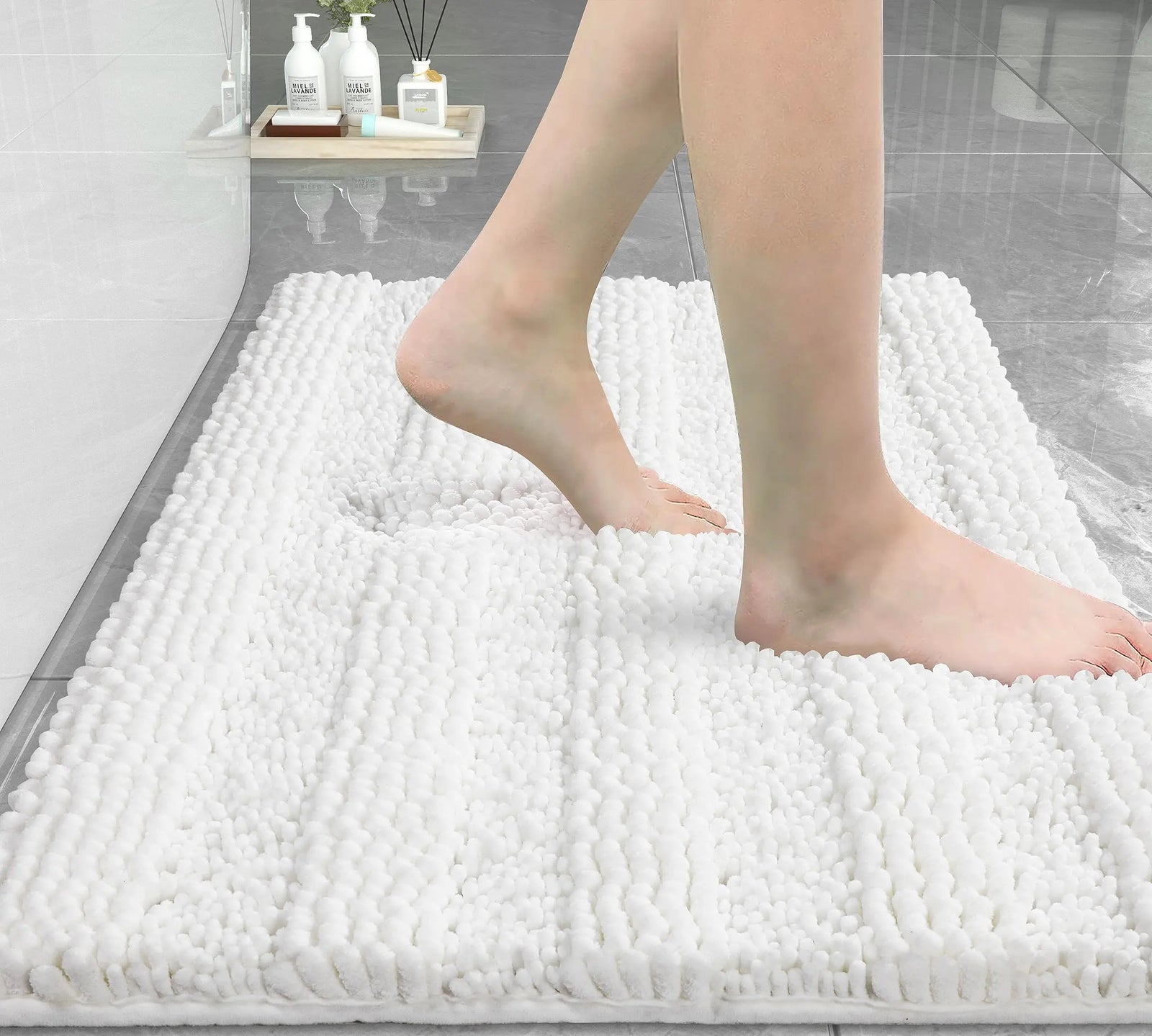Yimobra White Bathroom Rug Mat, Non Slip Quick Dry Bath Mats, Extra Thick and Super Absorbent Bath Rugs, Luxury Microfiber Chenille Plush Fluffy Washable Soft Shower Carpet for Floor, 24" x 17" 