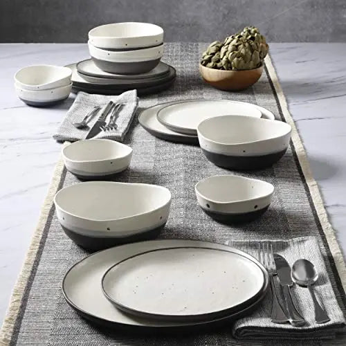 Gibson Elite Rhinebeck Double Bowl Dinnerware 16-Piece Set - White and Black Gibson Elite