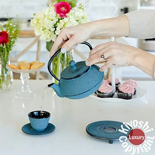 KIYOSHI Luxury Japanese Tea Set, 11 PC Cast Iron Tea Pot Set - Blue –  Môdern Space Gallery