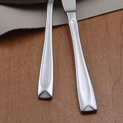 Oneida Lincoln 20-Piece Stainless Steel Flatware Silverware Set - Silver Oneida